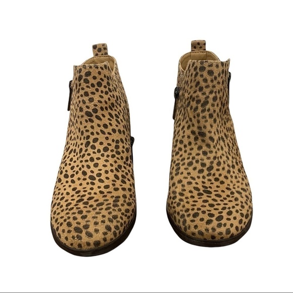 Eva & Zoe Khloe Leopard Booties, Size 6.5 - Picture 5 of 10